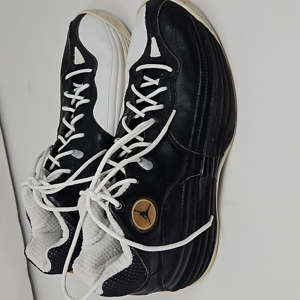 Air Jordan's Basketball Team Performance Footwear Size 11.5
